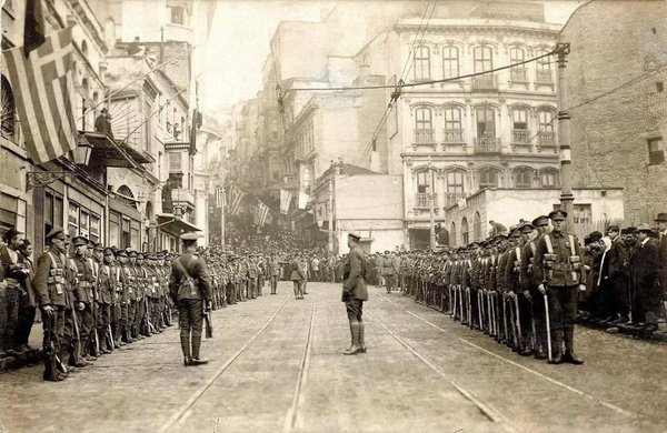 Istanbulun isgali 1919.jpg